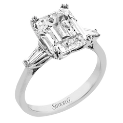 Simon G - Emerald-cut Three-stone Engagement Rin in 18K Gold with Diamonds